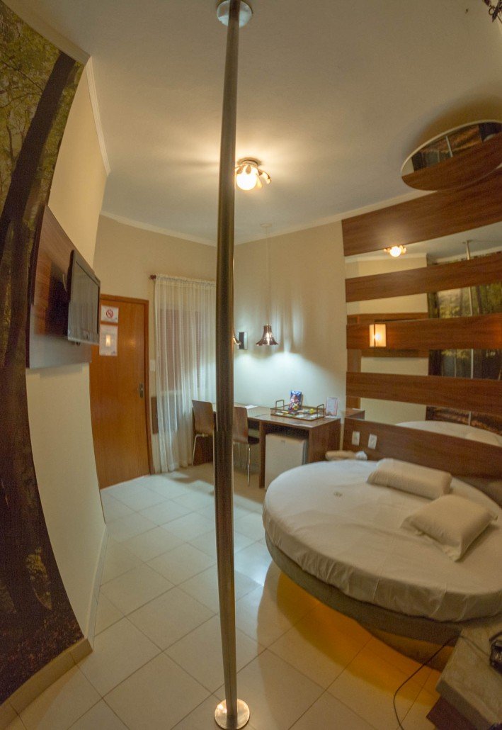 MOTEL_LAGO_DO_AMOR_por_VACA_AZUL_-118-709x1030