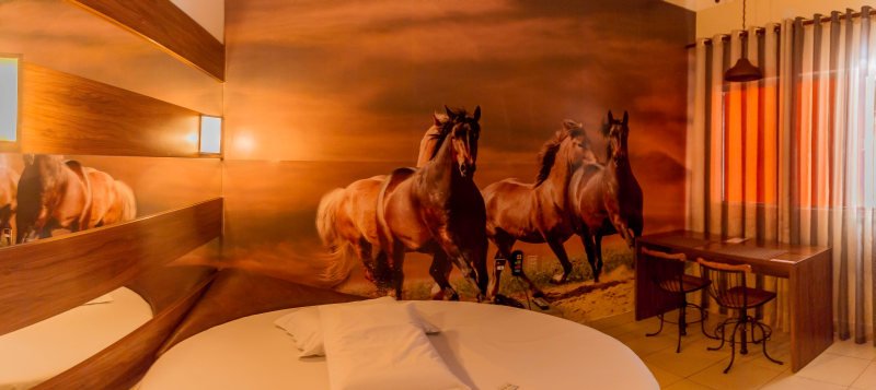 MOTEL_LAGO_DO_AMOR_por_VACA_AZUL_-91